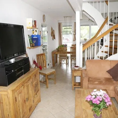 Mueritz In Rechlin-nord Apartment